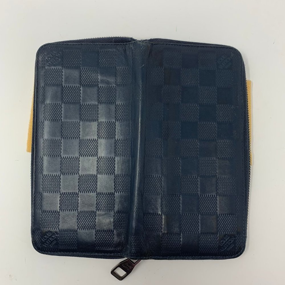 Louis Vuitton Zippy Wallet - Picture 4 of 12